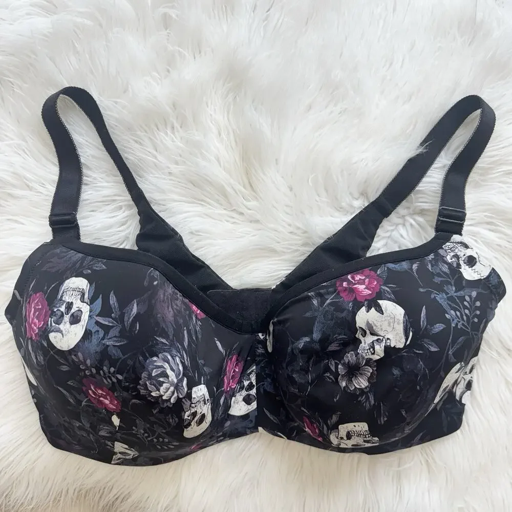 Torrid Curve Black Skull Print Bra 40F Underwired